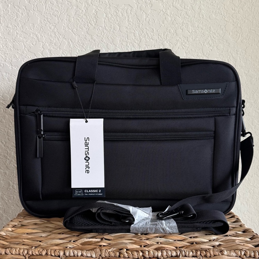 Samsonite Laptop Bag l Briefcase Style. P0120